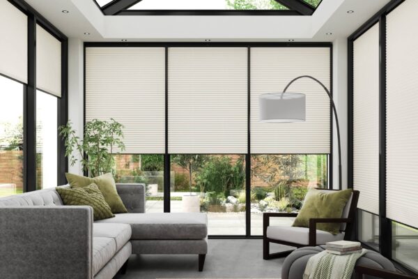 Blenheim-Blockout-White-Mist